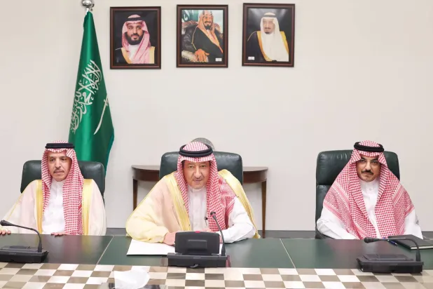 الخريجي جدد خلال الاجتماع تأكيد استمرار السعودية في دعمها الشعب اليمني وحكومته الشرعية (واس)