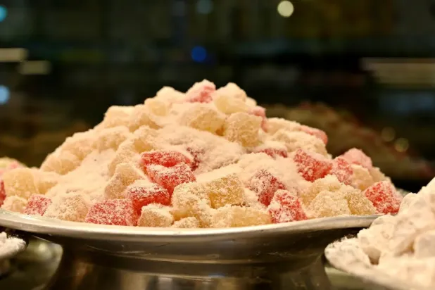 Halqum, meanwhile, has a soft, elastic, gelatinous texture and comes in various flavors and colors depending on its ingredients and preparation methods - SPA