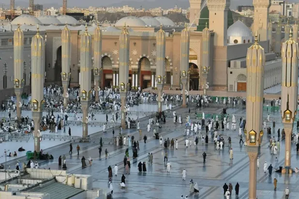 As part of efforts to enrich visitors’ knowledge, 81,243 people visited the Prophet’s Mosque Library, while the mosque’s exhibitions received 137,867 visitors - SPA