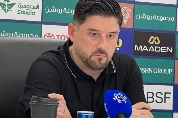 الأسترالي آرثر باباس مدرب الاتفاق (الشرق الأوسط) 