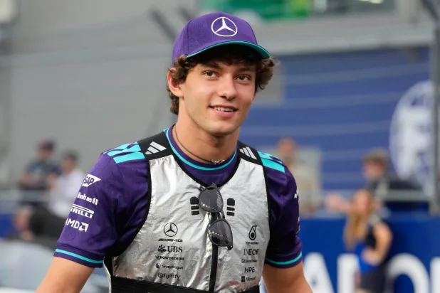  Mercedes driver Andrea Kimi Antonelli of Italy takes part in the drivers parade ahead of the Singapore Formula One Grand Prix race in Singapore, Sunday, Oct. 11, 2026. (AP) 