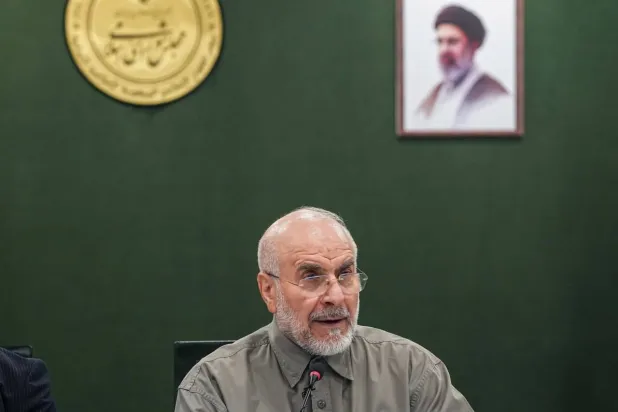 قاليباف يترأس اجتماعاً للمشرعين عبر الإنترنت نهاية سبتمبر الماضي (البرلمان الإيراني)