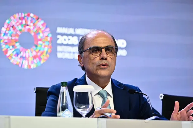 IMF Ortadoğu ve Orta Asya Departmanı Direktörü Cihad Azur, geçtiğimiz hafta Bangkok’ta düzenlenen IMF ve Dünya Bankası yıllık toplantılarında konuşma yaptı. (AFP)