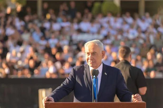 21 October 2026, Israel, Mitzpe Ramon: Israeli Prime Minister Benjamin Netanyahu delivers an address during the Israeli army officer course graduation ceremony at the Bahad 1 Officers School. Photo: Kobi Gideon/Israel Gpo via ZUMA Press Wire/dpa