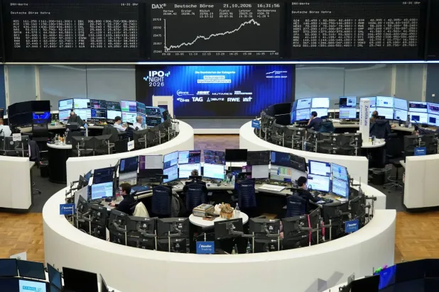الأسهم الأوروبية تتراجع مع ضغوط نتائج الشركات وصعود أسعار النفط