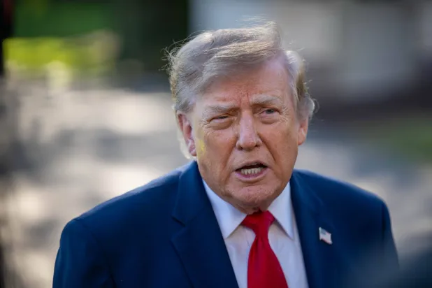21 October 2026, US, Washington: US President Donald Trump speaks to the press at the White House before departing for South Carolina. Photo: Matt Kaminsky/ZUMA Press Wire/dpa