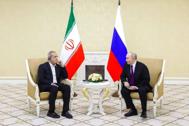 Russian President Vladimir Putin meets with Iranian President Masoud Pezeshkian in Turkmenbashi earlier in October. (Reuters)