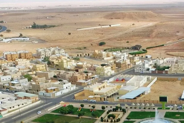 صورة جوية تظهر بعض الأراضي غير المستغلة داخل النطاق العمراني (واس)