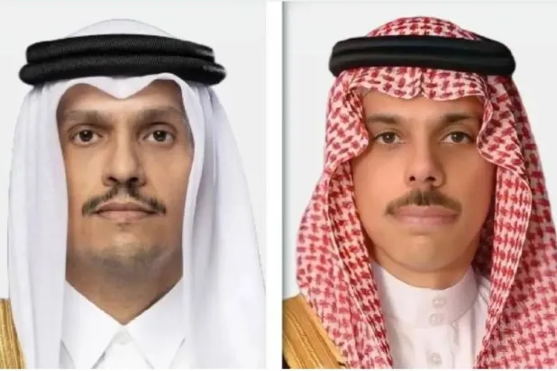 (L) Qatari Prime Minister and Foreign Minister Sheikh Mohammed bin Abdulrahman Al Thani, (R) Saudi Foreign Minister Prince Faisal bin Farhan. 