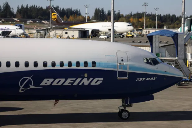 طائرة «بوينغ 737 ماكس 10» خلال فعالية في إيفريت بولاية واشنطن (رويترز)