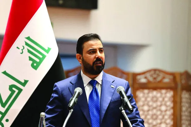 رئيس الوزراء العراقي علي الزيدي خلال التصويت على حكومته بمقر البرلمان في بغداد يوم 14 مايو 2026 (رويترز)