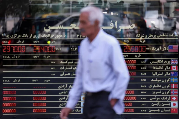 طهران تتمسك بشروط إنهاء الحرب وسط تحركات لاحتواء التصعيد