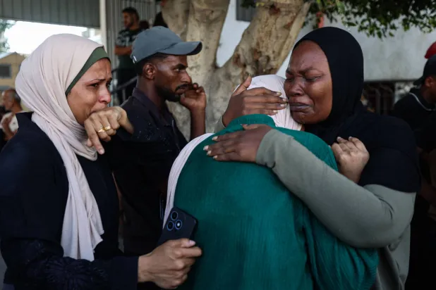 قصف مدفعي وإطلاق نار إسرائيلي مكثف في غزة... وإصابة طفلة فلسطينية