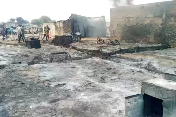 سوق على الحدود بين السودان وجنوب السودان تعرّض لهجوم بطائرات مسيّرة (رويترز)
