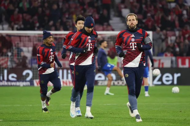 بايرن وكين يستضيفان دورتموند بعد «أسبوع متناقض»