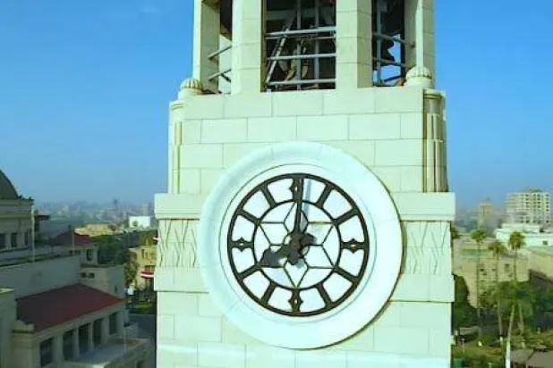 التوقيت الشتوي يربك روتين مصريين ويثير التندر على مواقع التواصل