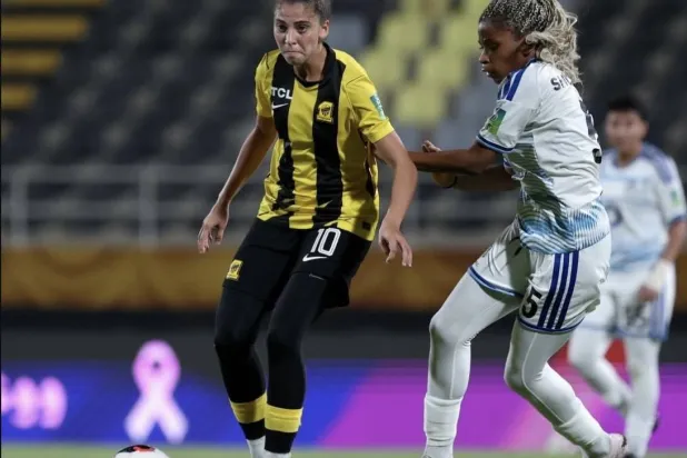 من مباراة الاتحاد ونيوم في جدة (نادي الاتحاد)