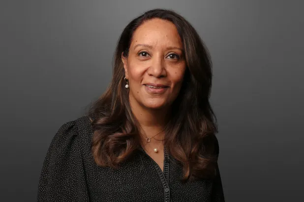 جایزه بوکر عربی برای اولین بار به یک نویسنده لیبیایی تعلق گرفت 