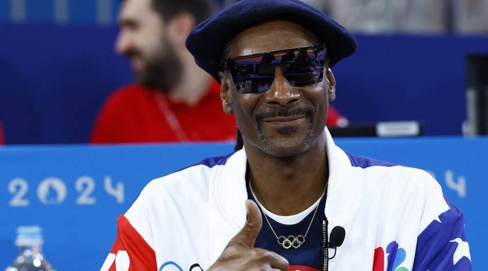  Paris 2024 Olympics - Judo - Men -100 kg Repechage contest - Champ de Mars Arena, Paris, France - August 01, 2024. Rapper and record producer Snoop Dogg is seen during the bout between Peter Paltchik of Israel and Michael Korrel of Netherlands. (Reuters)