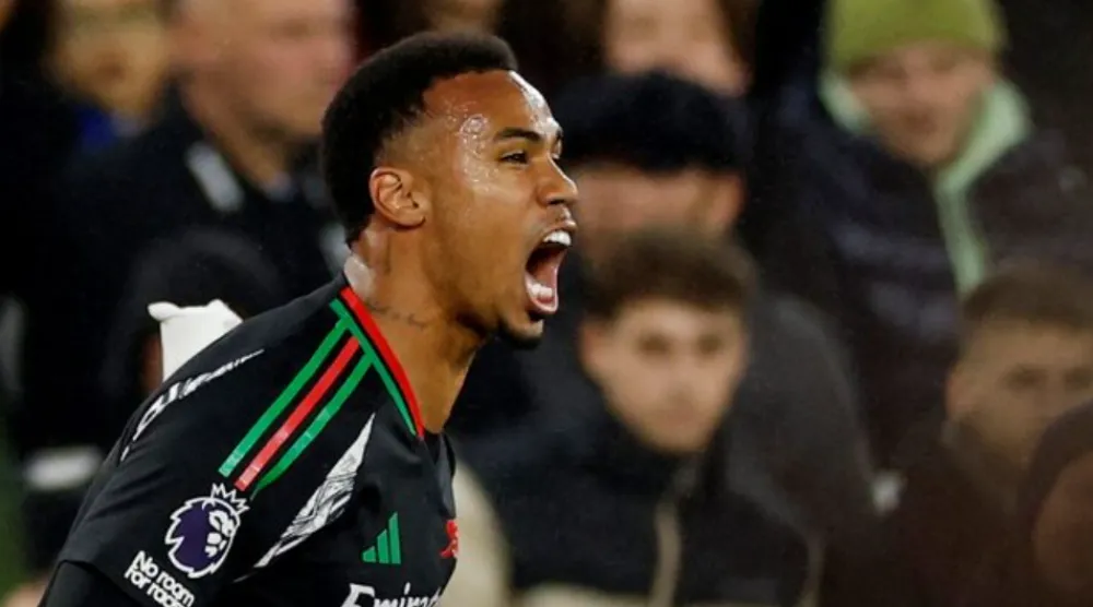 Soccer Football - Premier League - West Ham United v Arsenal - London Stadium, London, Britain - November 30, 2024 Arsenal's Gabriel Magalhaes celebrates scoring their first goal Action Images via Reuters/John Sibley/ File Photo 