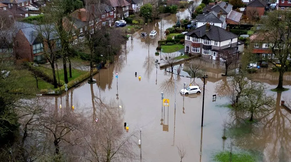  A drone view shows abandoned cars after heavy overnight rain caused roads to flood, leaving cars stranded in Manchester, Britain, January 1, 2025. (Reuters)