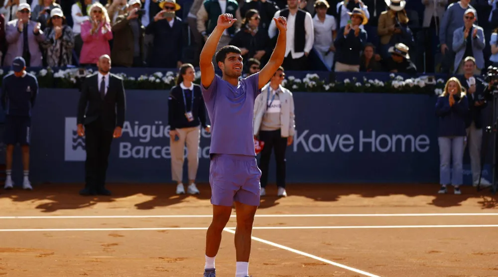 Tennis - ATP 500 - Barcelona Open - Real Club de Tenis Barcelona, Barcelona, Spain - April 19, 2025 Spain's Carlos Alcaraz celebrates winning his semi final match against France's Arthur Fils REUTERS/Bruna Casas