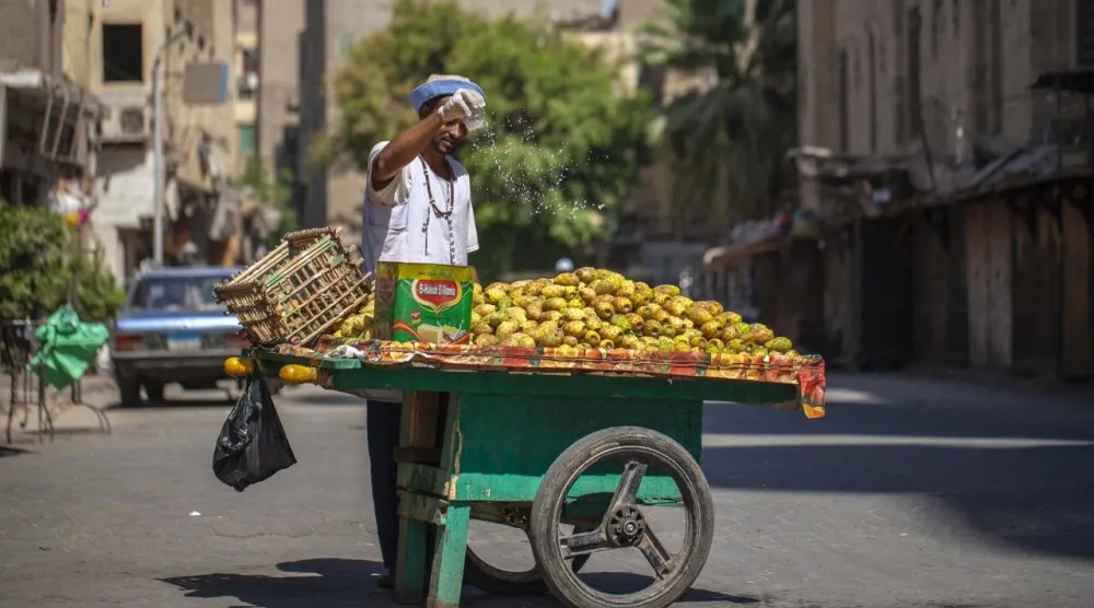 عدسات المصوّرين تجوَّلت في شوارع الجمالية (المُشرف على المعرض)