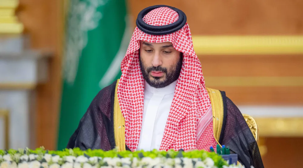 الأمير محمد بن سلمان مترئساً جلسة مجلس الوزراء في جدة الثلاثاء (واس)