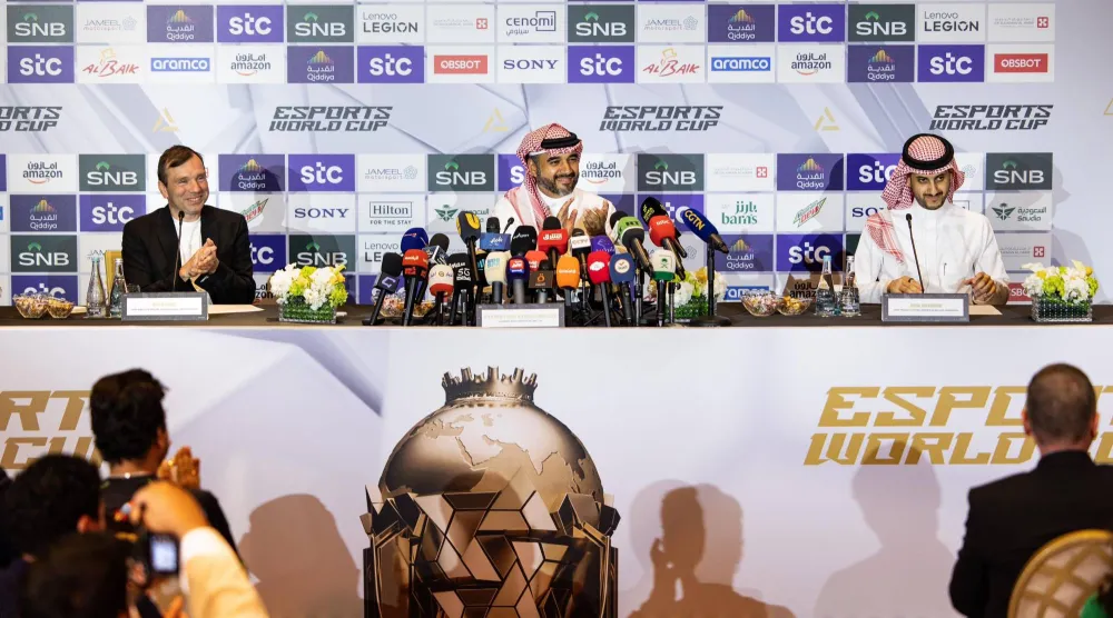 رئيس الاتحاد السعودي للرياضات الإلكترونية خلال تدشين البطولة (الشرق الأوسط)