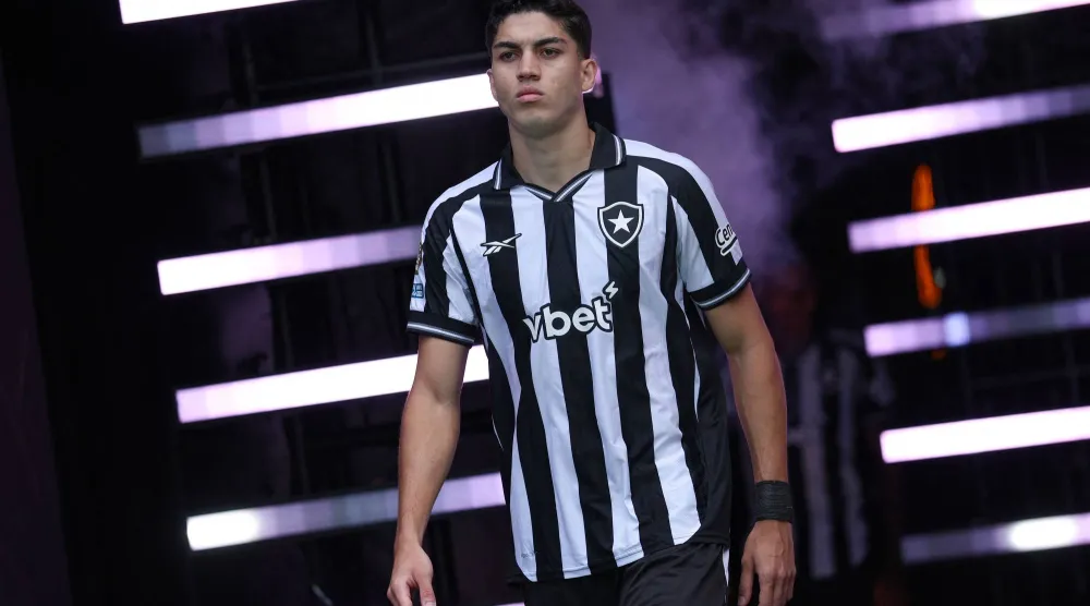 المدافع البرازيلي جير كونيا (أ.ف.ب)
