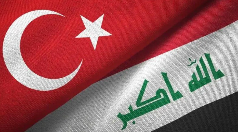 العلمان التركي والعراقي
