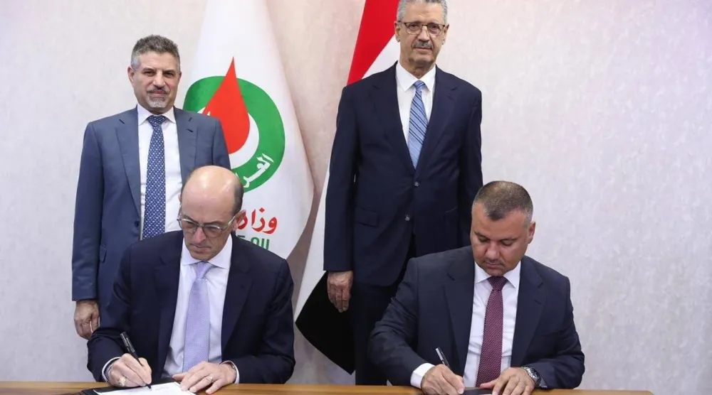 وزير النفط العراقي يشهد توقيع اتفاق مبادئ مع شركة «إتش كيه إن» الأميركية لتطوير حقل «حمرين» النفطي (إكس)