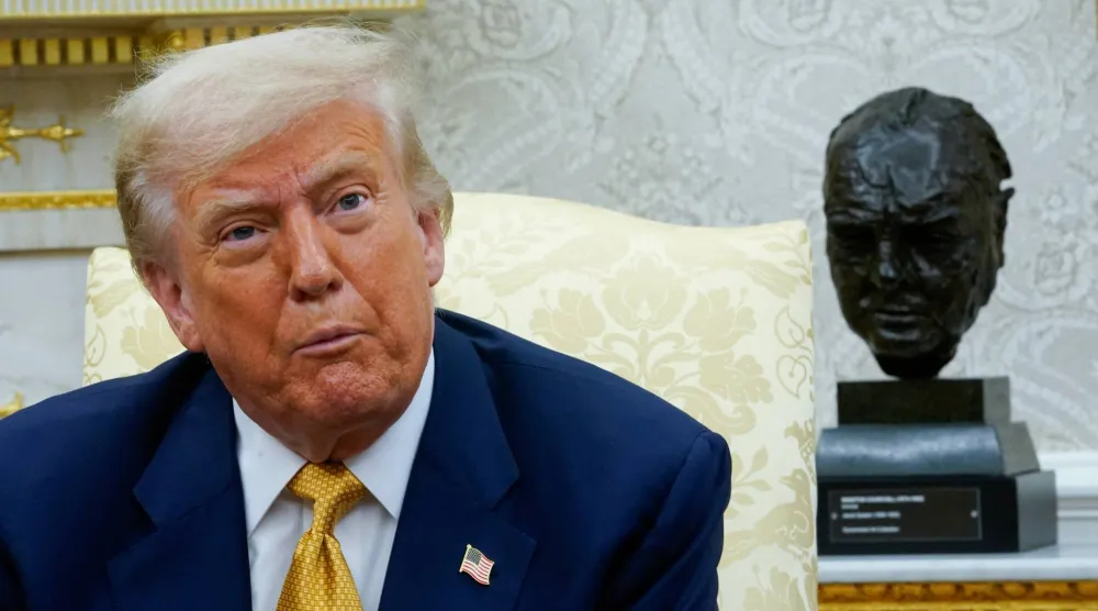 الرئيس الأميركي دونالد ترمب في المكتب البيضاوي بالبيت الأبيض في العاصمة واشنطن 16 يوليو 2025 (رويترز)
