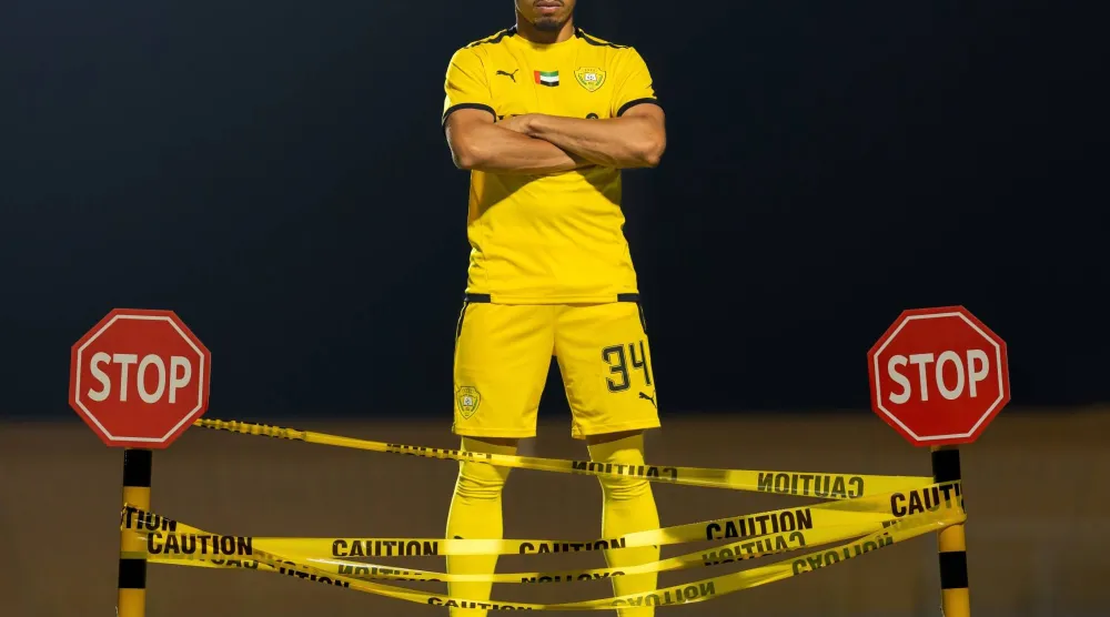 أدريلسون في صورة معبرة بثها حساب نادي الوصل على منصة إكس (نادي الوصل)