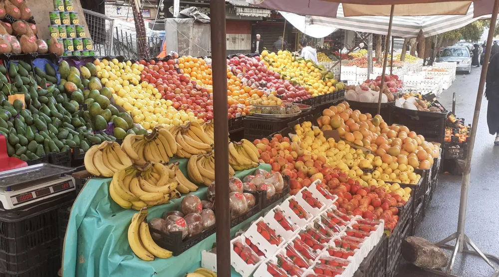من الناحية الغذائية يحتوي التفاح على ألياف أكثر من الموز (الشرق الأوسط)