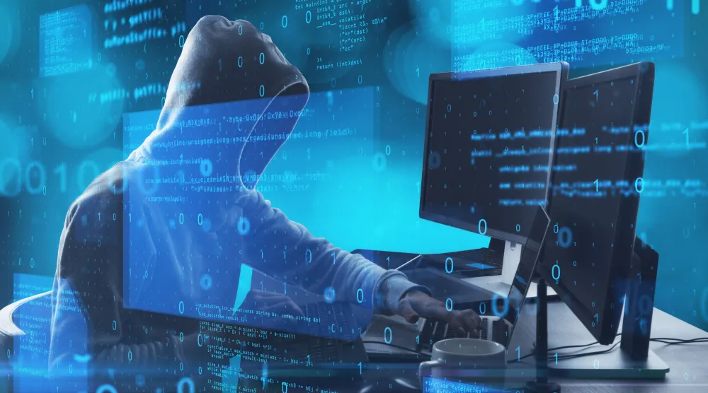 تعتمد المجموعة على الهندسة الاجتماعية لتجاوز أنظمة الحماية خاصة عبر خداع موظفي الدعم الفني لتعطيل المصادقة متعددة العوامل (شاترستوك)