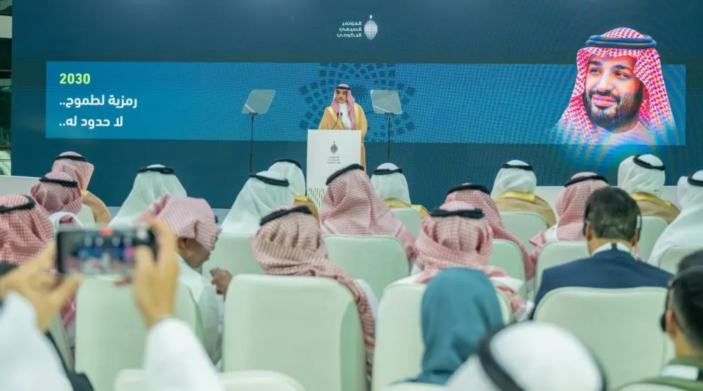 وزير الإعلام سلمان الدوسري خلال المؤتمر (وزارة الإعلام)