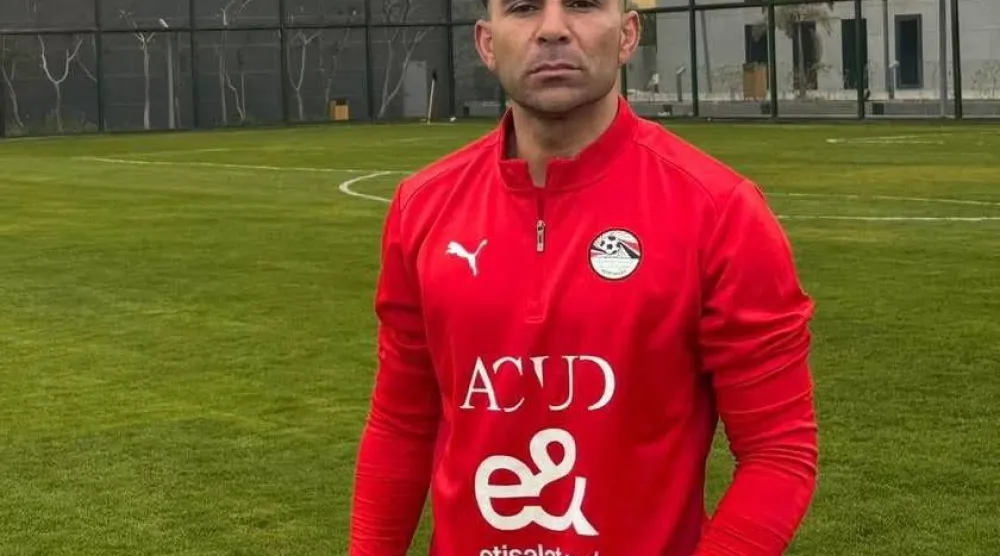 أبو النجا بقميص منتخب مصر للمحليين (الشرق الأوسط)