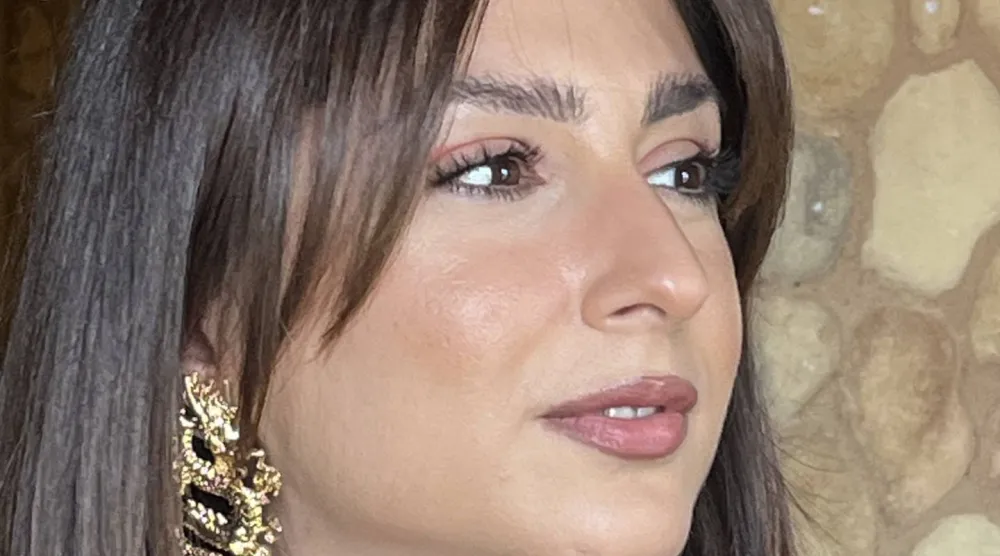 الفنانة العراقية الشابة مريم غانم 