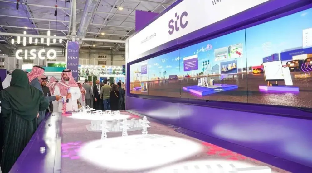 جناح «إس تي سي» في معرض «ليب 23» الذي أقيم بالرياض (الشرق الأوسط)