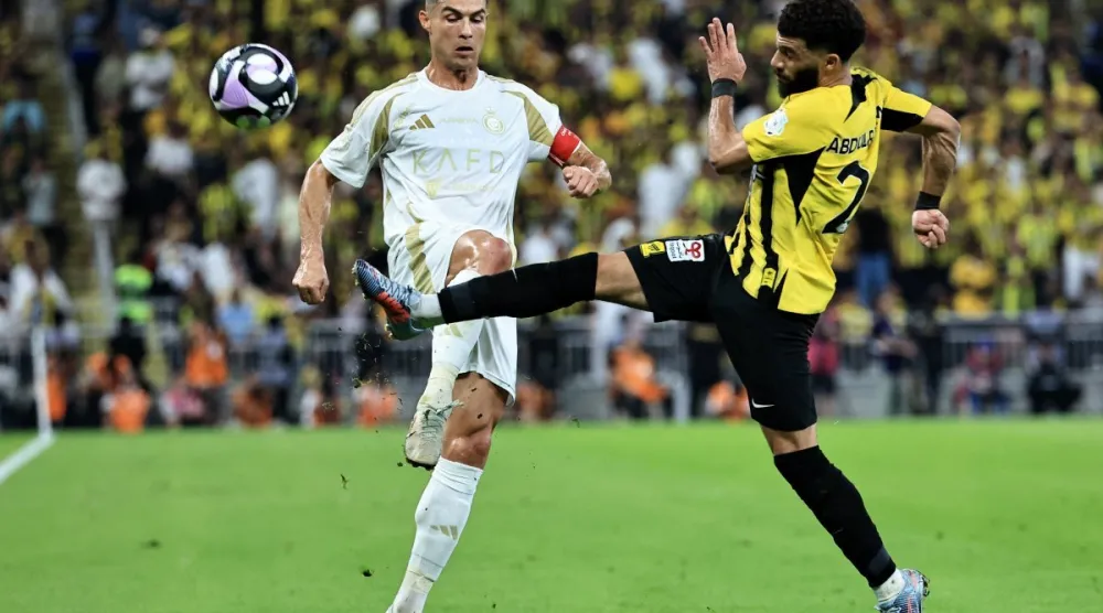 القيمة السوقية للدوري السعودي كسرت حاجز المليار يورو (رويترز)