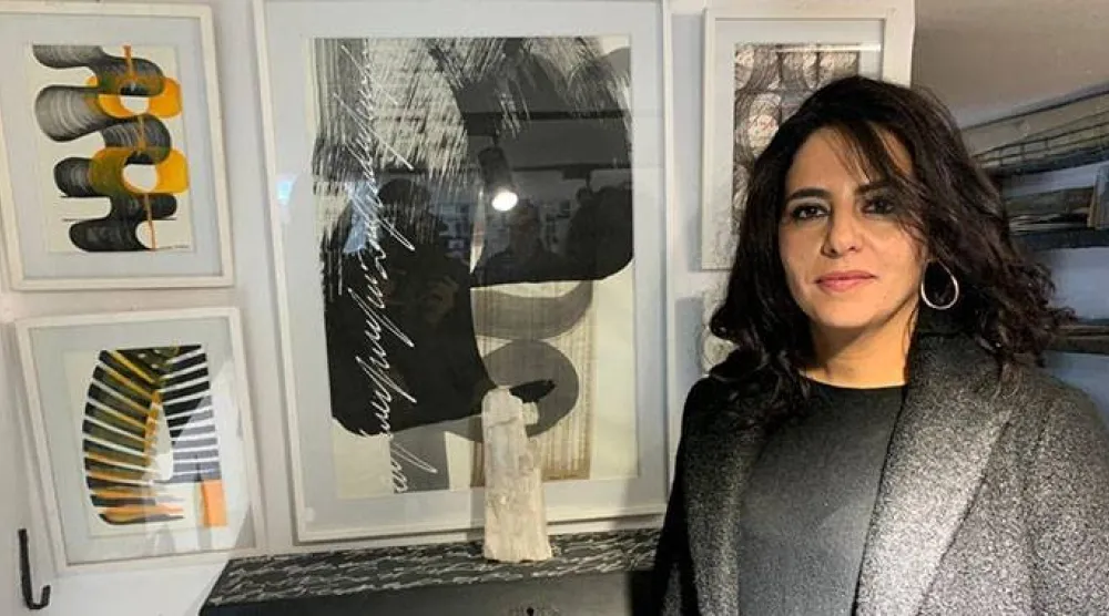 نجوى الهيتمي في معرض لها بمدينة طنجة (من حسابها على فيسبوك)