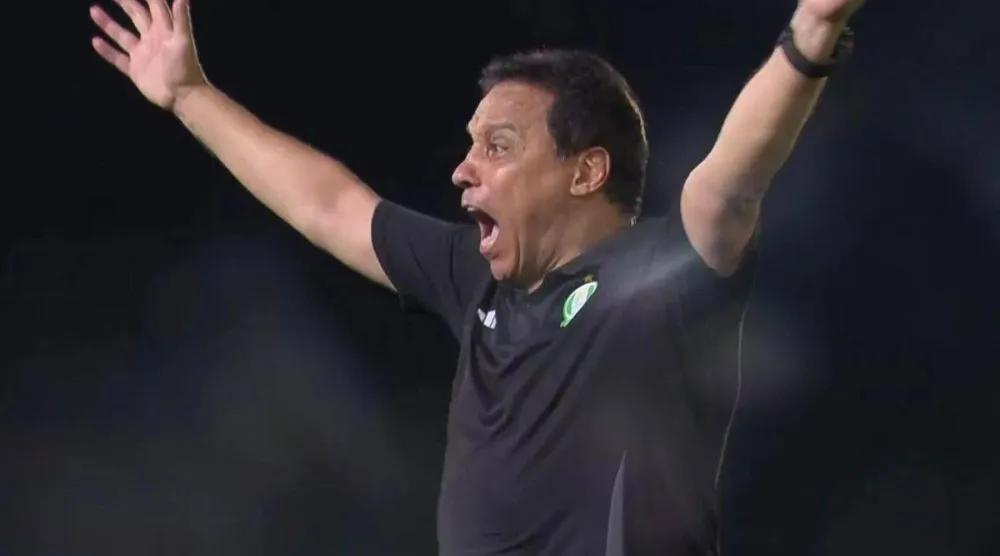 حسام البدري قاد أهلي طرابلس للفوز بلقب الدوري الليبي (وسائل إعلام ليبية)