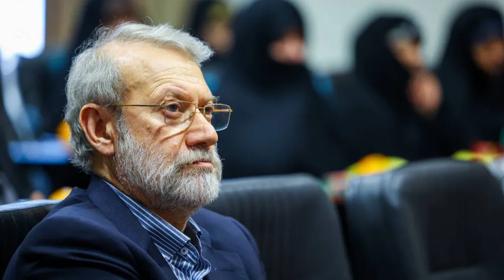 صورة نشرها حساب لاريجاني على حسابه في «تلغرام» مايو الماضي