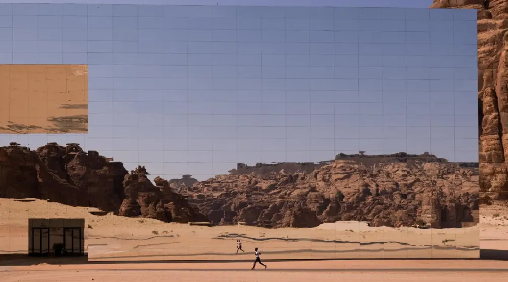 The full marathon course passes by the iconic Maraya building and other notable landmarks in AlUla. - SPA