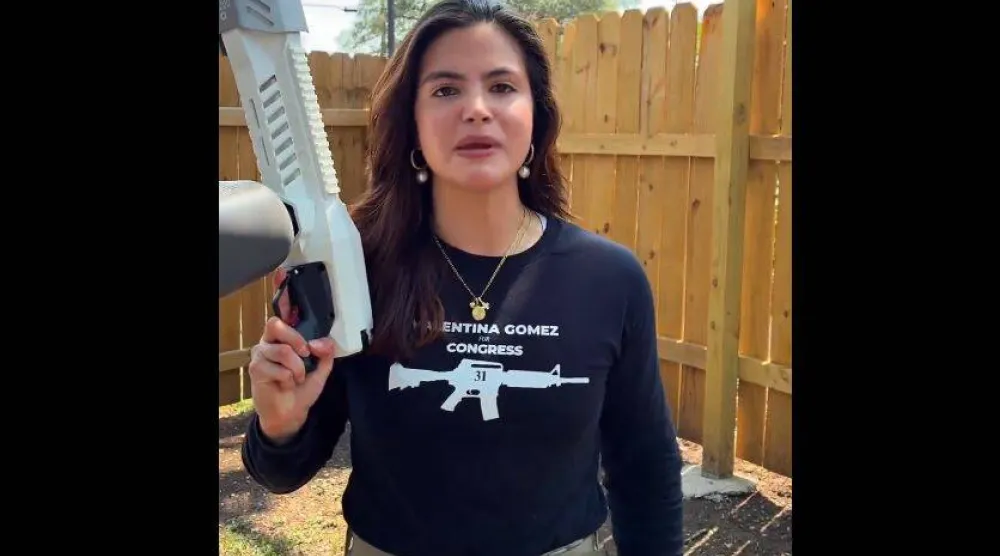 صورة من الفيديو الذي نشرته فالنتينا غوميز المرشحة الجمهورية للكونغرس عن ولاية تكساس (إكس)