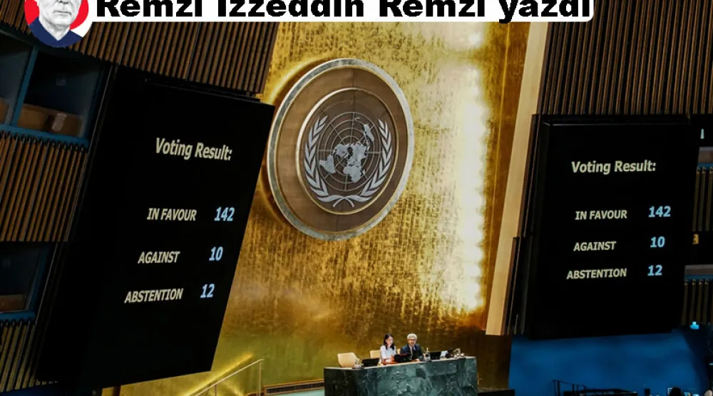 Ekranlar, ABD, New York'taki BM Genel Merkezi'nde Filistin sorunu ve iki devletli çözümün uygulanması konusunda yapılan BM Genel Kurulu oylamasında kullanılan oy sayılarını gösteriyor, 12 Eylül 2025