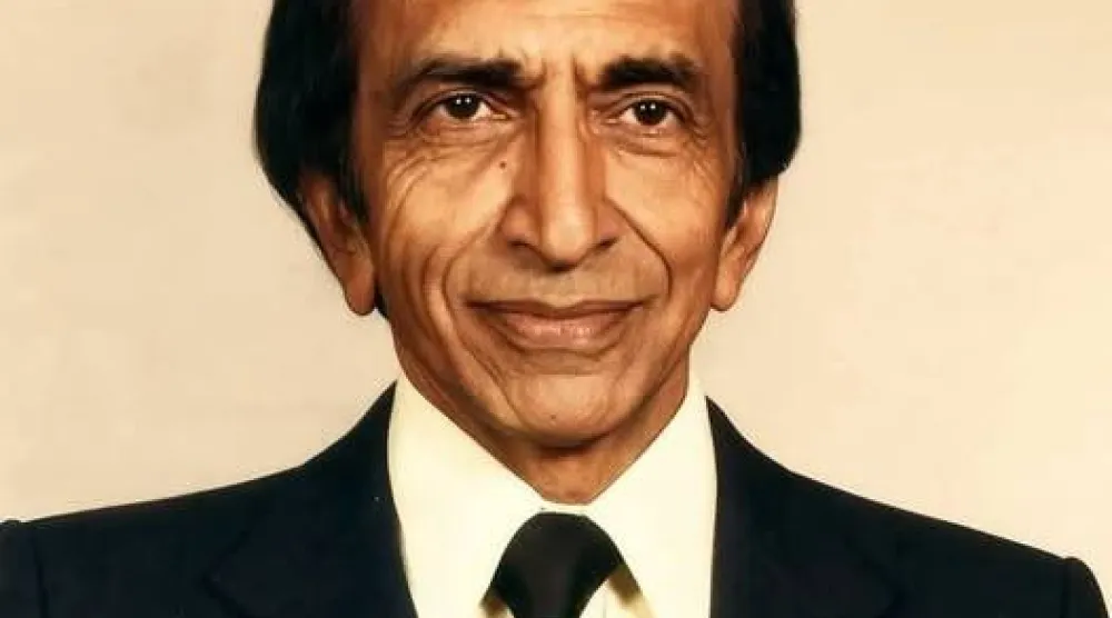 عبد الرؤوف الكسم رئيس الوزراء السوري الأسبق (ويكيبيديا)