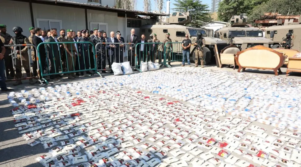 Lübnan İç Güvenlik Güçleri İstihbarat Şubesi, Beyrut Limanı üzerinden Suudi Arabistan'a gönderilmek üzere olan bir sevkiyatın kaçakçılığını engelledi. (Lübnan İçişleri Bakanlığı)