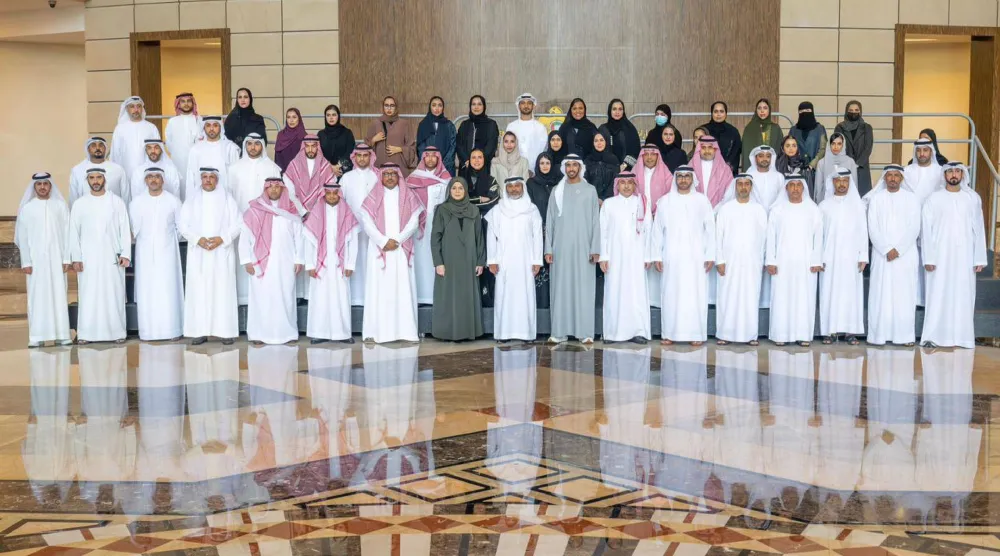 المشاركون في أعمال «خلوة العزم» الثالثة لمجلس التنسيق السعودي - الإماراتي (وام)